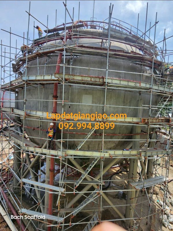 Hệ giàn giáo ống tuýp trong thư viện công trình Thiên Lộc