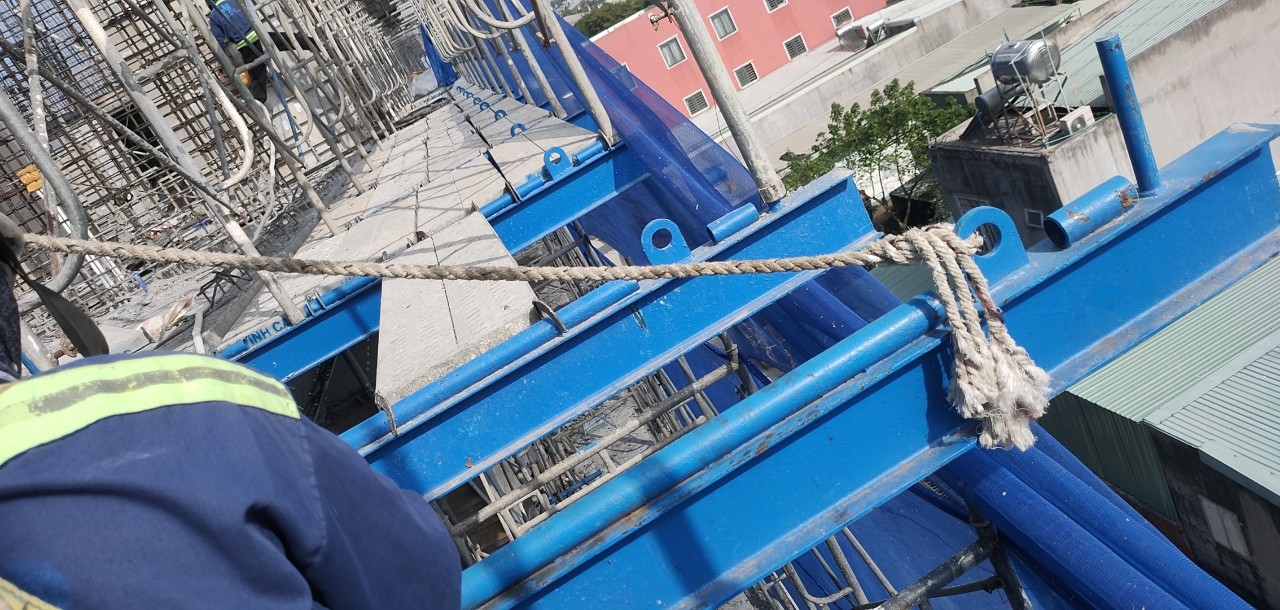 lắp giàn giáo đồng xoài