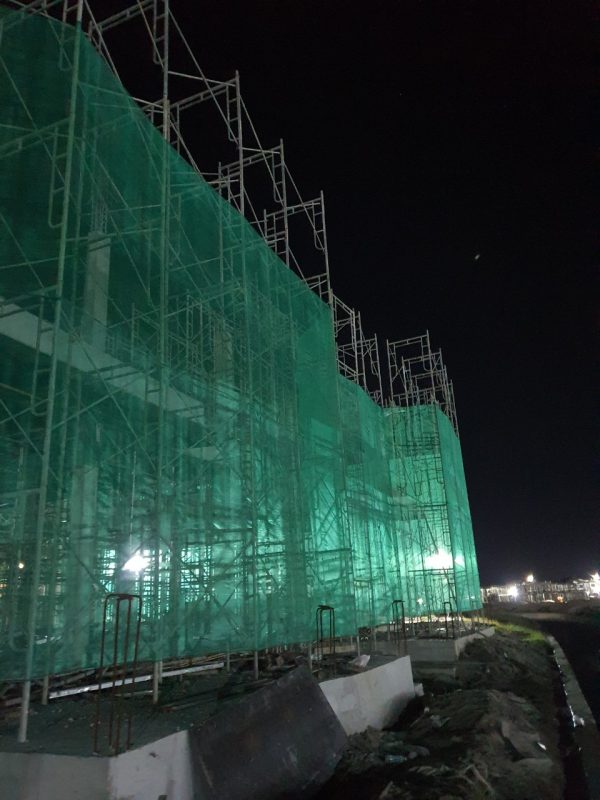 Sử dụng giàn giáo bao che cho các công trình xây dựng 5