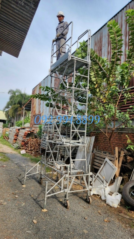 giàn giáo di động