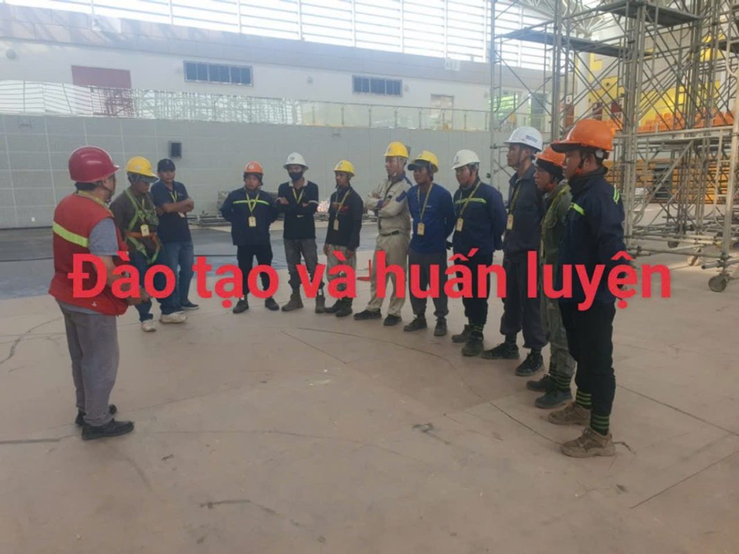 Đào tạo và huấn luyện