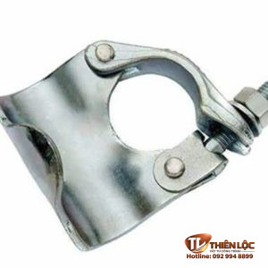 Cùm kẹp má BS1139 nhìn nghiêng với bulông và đai ốc